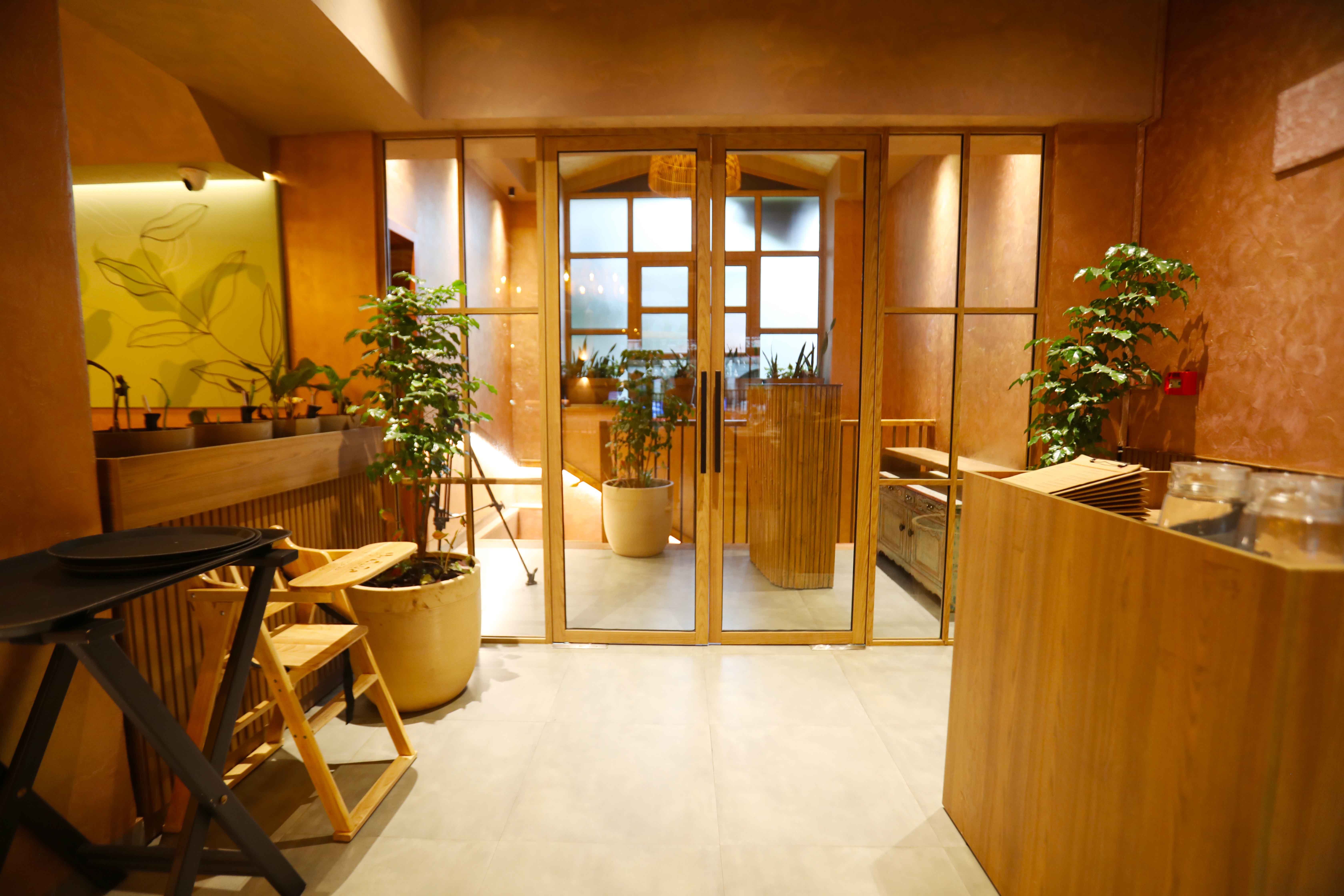 Signage Suite — Interior & Exterior
